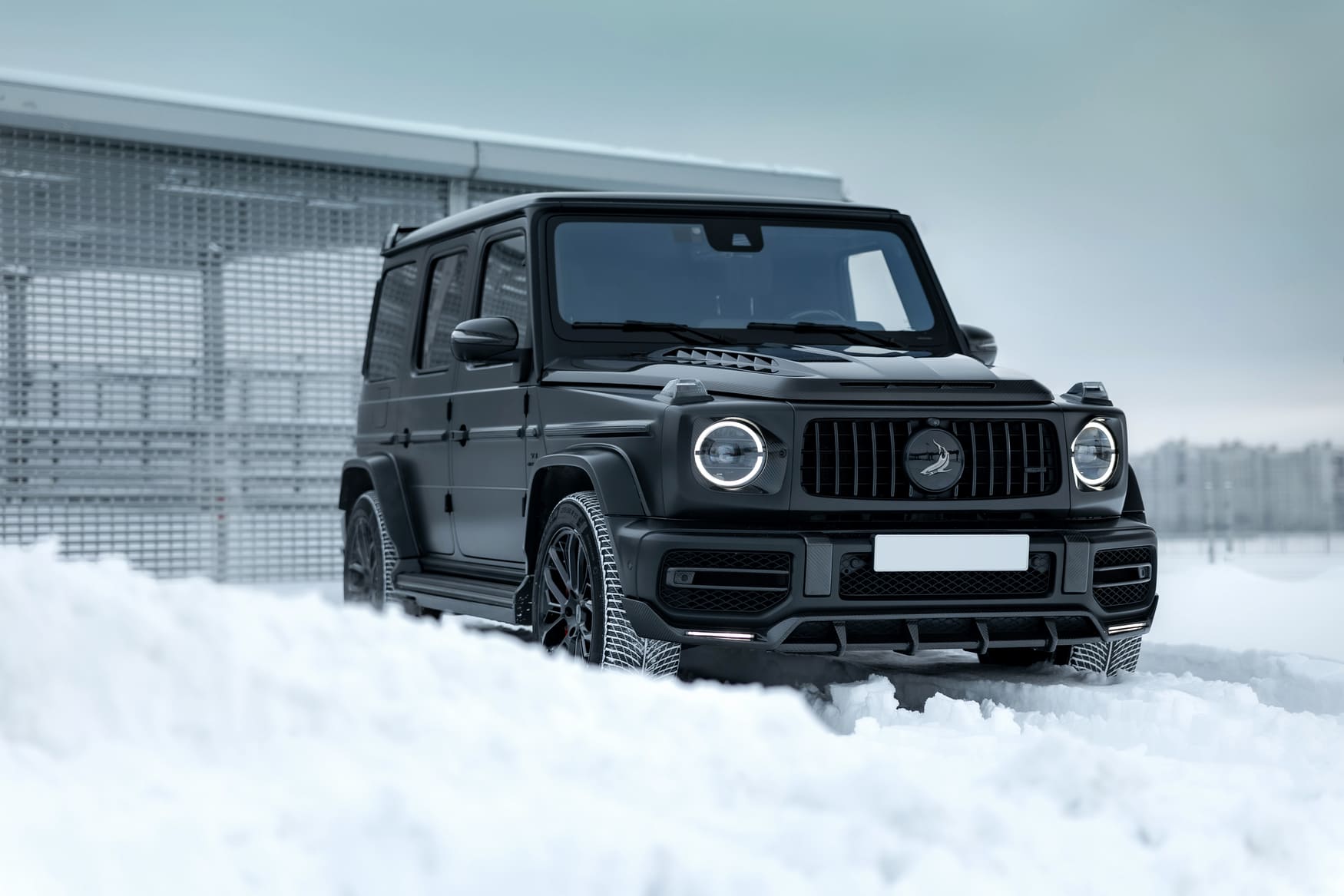 G63 AMG — обвес Mansory + карбоновый капот